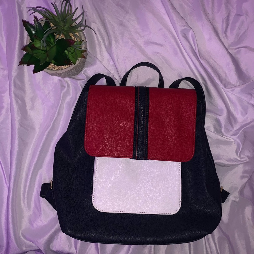Tommy Hilfiger Backpack ♡
